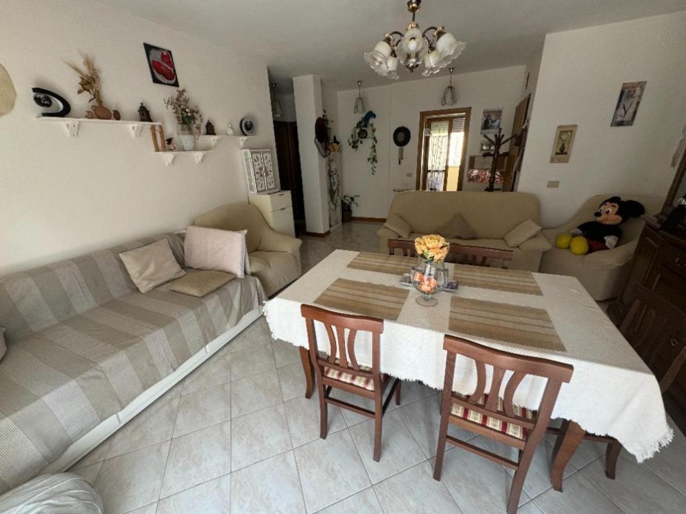 Ferienwohnung Bellissima Stanza Con Parcheggio Gratuito Cinquale Exterior foto